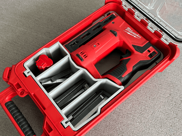 Milwaukee Packout - Opbevaringsindsats til M12 hæftepistol